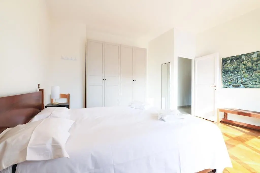 Apartment Appartamento Elegante E Spazioso Zona Solari Milan Italy