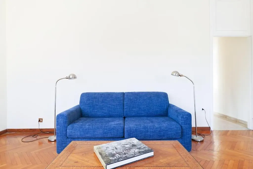 Appartamento Elegante E Spazioso Zona Solari Milan Italy